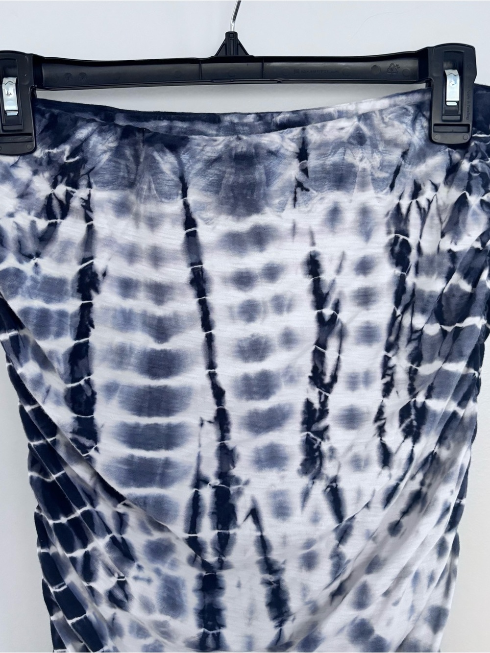 JAMES PERSE Tie Dye Ruched Pencil Skirt in Blue Size 2 - Picture 6 of 11